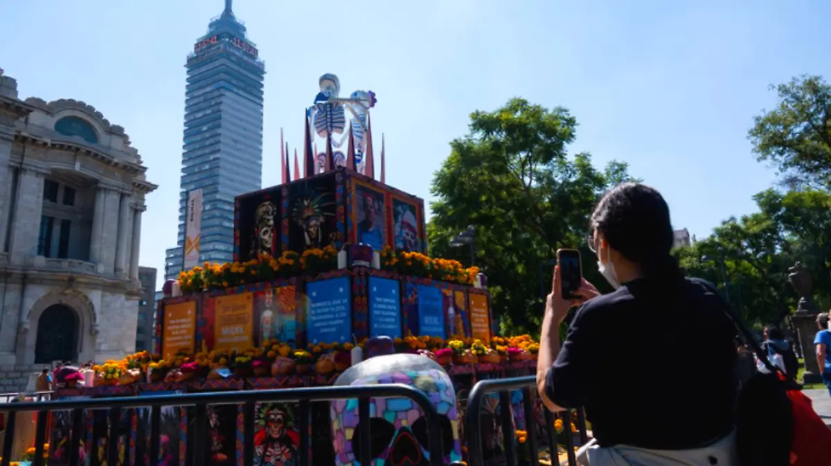 Ofrenda de la Alameda Central